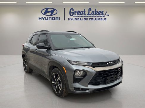 Used 2021 Chevrolet TrailBlazer RS w/ Sun and Liftgate Package image 7