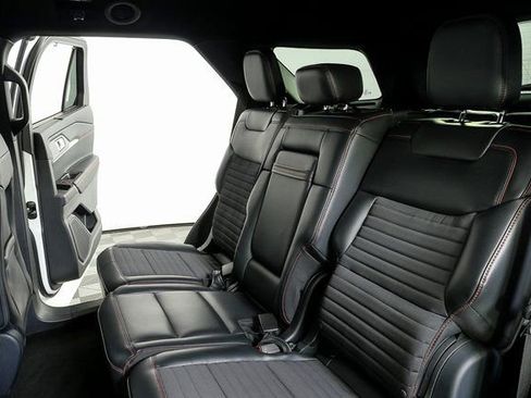 Used 2025 Ford Explorer ST-Line w/ Premium Package image 20