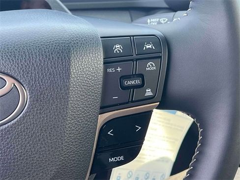 Certified 2026 Toyota Crown Limited image 27