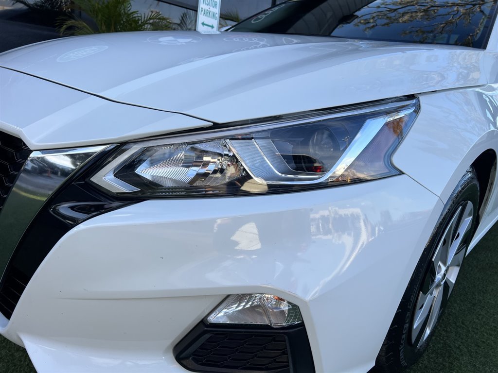 Used 2020 Nissan Altima 2.5 S FWD image 10