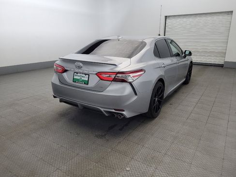 Used 2020 Toyota Camry SE image 9