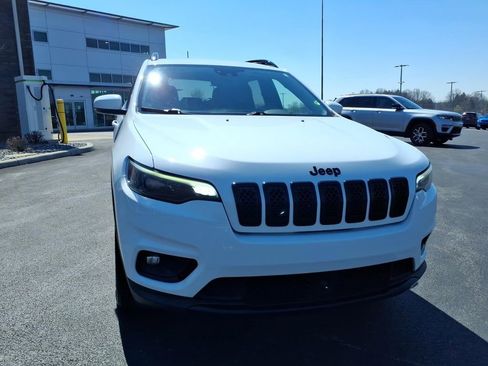 Used 2021 Jeep Cherokee Latitude Plus AWD/4WD image 8