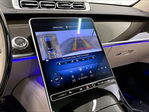 Used 2023 Mercedes-Benz S 500 4MATIC image 25