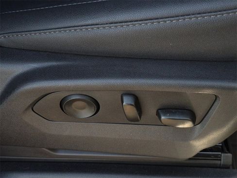 Certified 2025 Chevrolet Tahoe Z71 w/ Comfort Package image 16