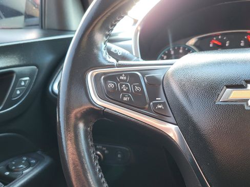 Used 2020 Chevrolet Equinox LT w/ Sport Edition image 22