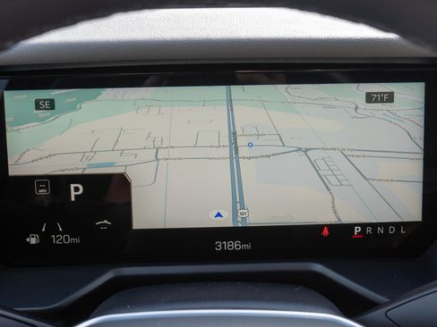 New 2025 GMC Acadia Elevation w/ Elevation Premium Package image 12