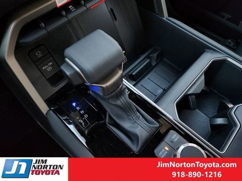 New 2026 Toyota Tundra Limited AWD/4WD image 17