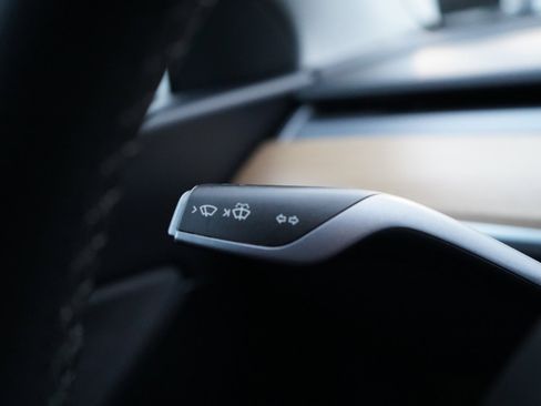 Used 2020 Tesla Model Y Performance image 43