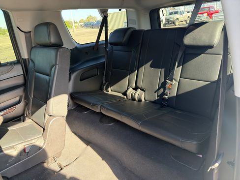 Certified 2019 GMC Yukon XL SLT AWD/4WD image 9