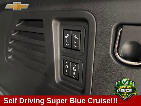 New 2026 Chevrolet Traverse High Country w/ LPO, Floor Liner Package AWD/4WD image 45