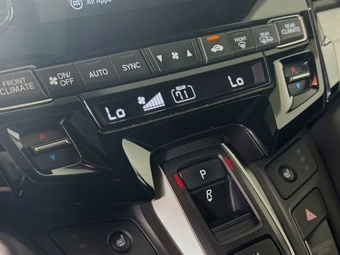 Used 2023 Honda Odyssey EX-L image 15