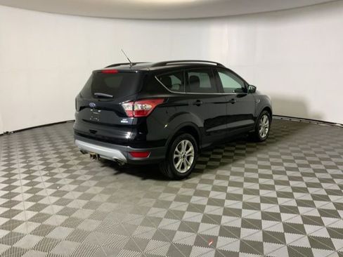 Used 2018 Ford Escape SE image 6