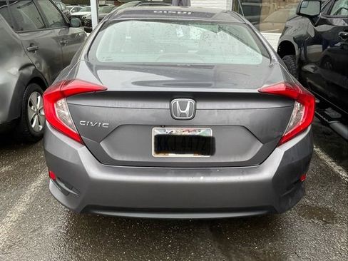 Used 2016 Honda Civic EX image 4