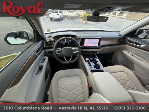 Certified 2026 Volkswagen Atlas SE w/ Panoramic Sunroof Package FWD image 15