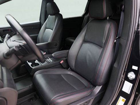 Used 2023 Honda Odyssey Sport image 10