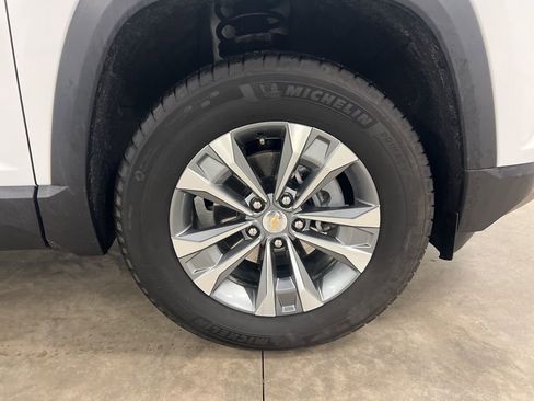 Certified 2025 Chevrolet Equinox LT image 18