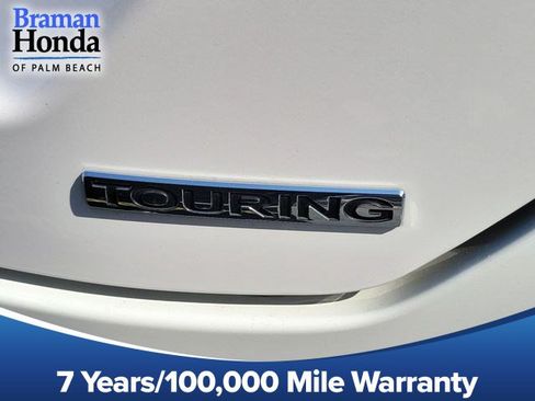 Certified 2023 Honda Pilot Touring image 1