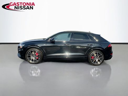 Used 2022 Audi Q8 Prestige AWD/4WD image 5