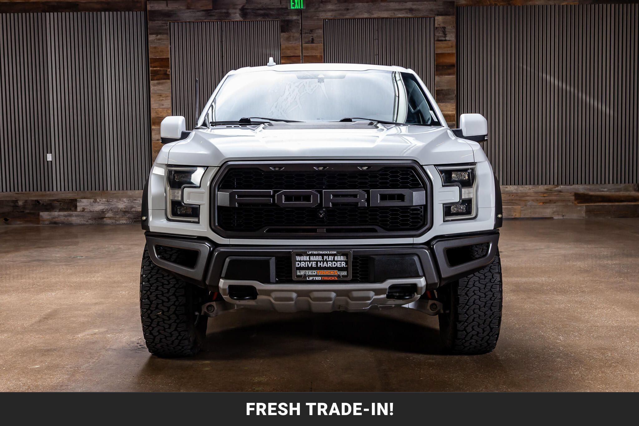 Used 2019 Ford F150 Raptor w/ Equipment Group 802A Luxury AWD/4WD image 3