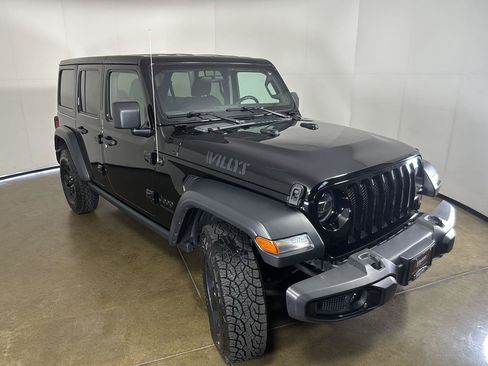 Used 2021 Jeep Wrangler Unlimited Sport AWD/4WD image 7
