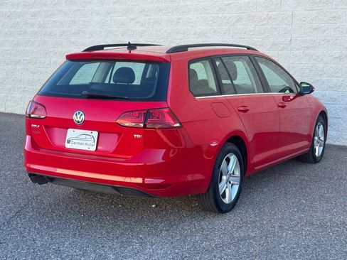 Used 2015 Volkswagen Golf TDI S FWD image 6
