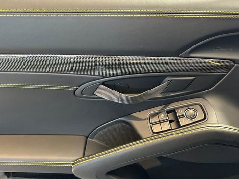 Certified 2019 Porsche 911 Speedster image 13