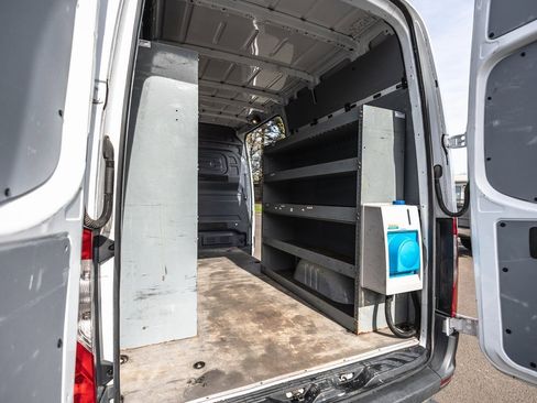 Used 2019 Freightliner Sprinter 3500 image 28