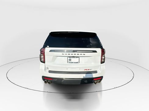 Used 2022 Chevrolet Suburban RST w/ Sport Performance Package AWD/4WD image 7