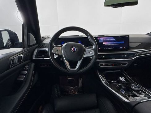Used 2024 BMW ALPINA XB7 ALPINA XB7 image 11