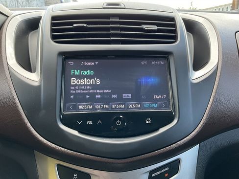 Used 2015 Chevrolet Trax LT image 19