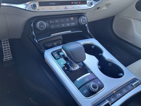 Used 2023 Kia Stinger GT2 image 12