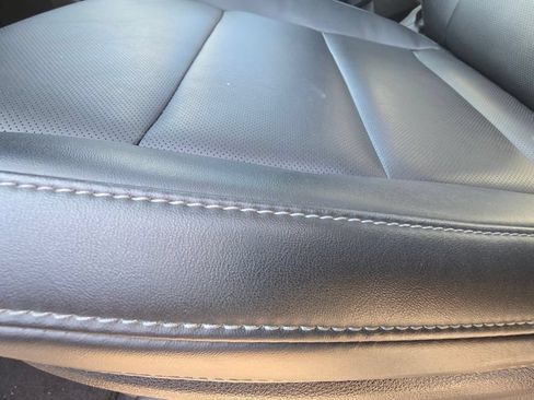 Used 2025 Kia Telluride S FWD image 22