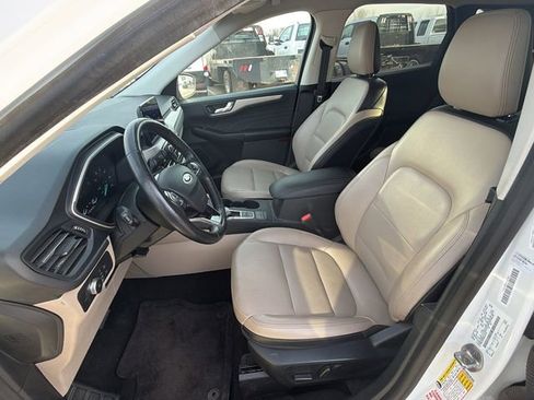 Used 2021 Ford Escape SEL image 19