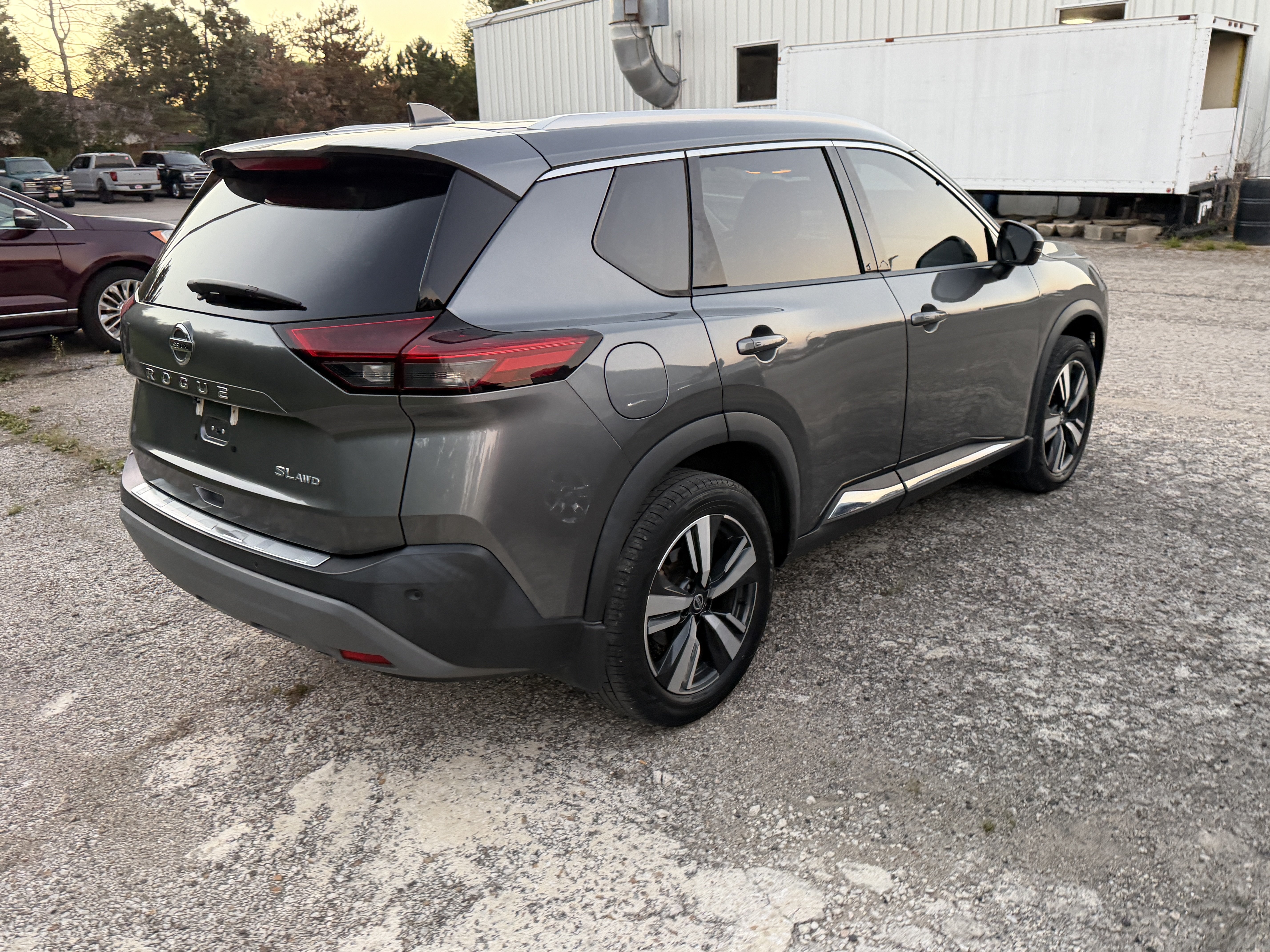 Used 2021 Nissan Rogue SL w/ Premium Package AWD/4WD image 17