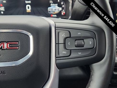 Used 2025 GMC Sierra 1500 SLT image 40