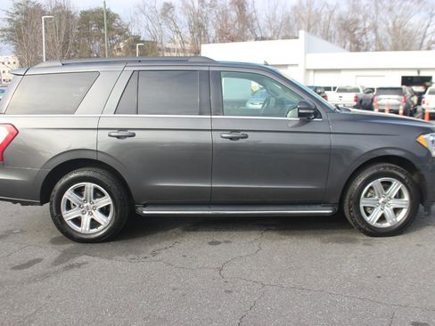 Used 2019 Ford Expedition XLT w/ Equipment Group 202A image 8