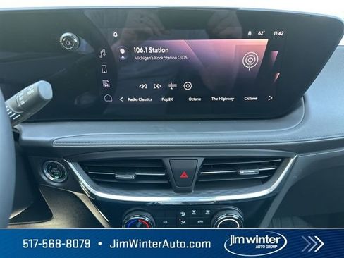 Used 2025 Buick Encore GX Sport Touring image 25