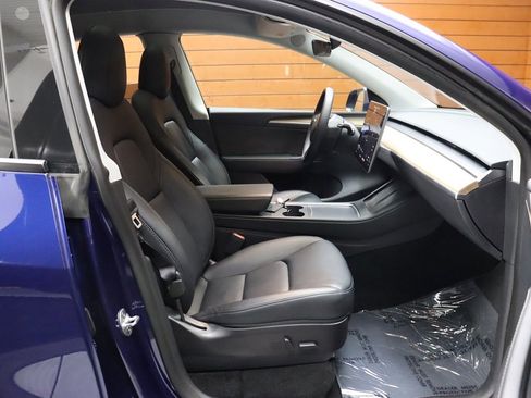 Used 2023 Tesla Model Y Long Range image 52