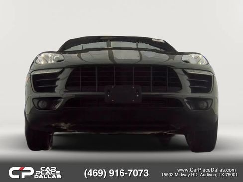 Used 2018 Porsche Macan AWD/4WD image 2