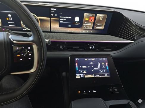 Used 2025 INFINITI QX80 Autograph w/ Autograph Exterior Package image 19