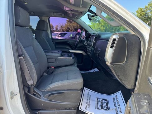 Used 2017 Chevrolet Silverado 1500 LT w/ All Star Edition AWD/4WD image 18
