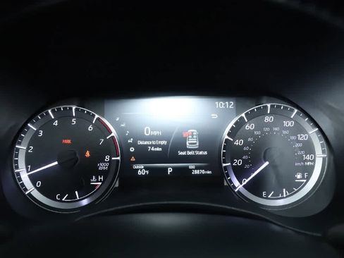 Used 2023 Toyota Highlander XLE image 26