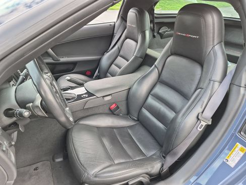 Used 2011 Chevrolet Corvette Grand Sport w/ Preferred Equipment Group RWD image 17