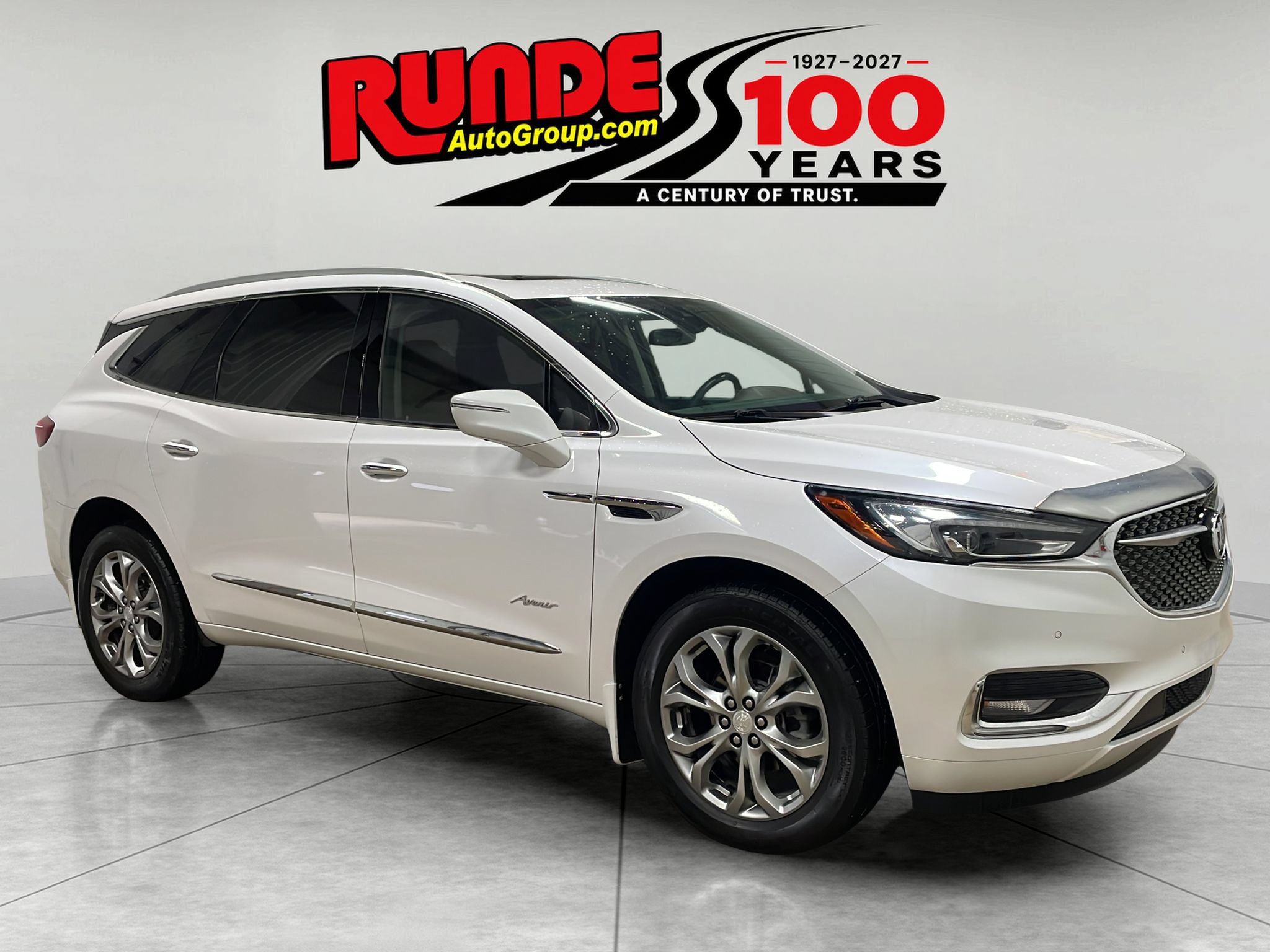 Used 2021 Buick Enclave Avenir w/ Avenir Technology Package AWD/4WD image 7