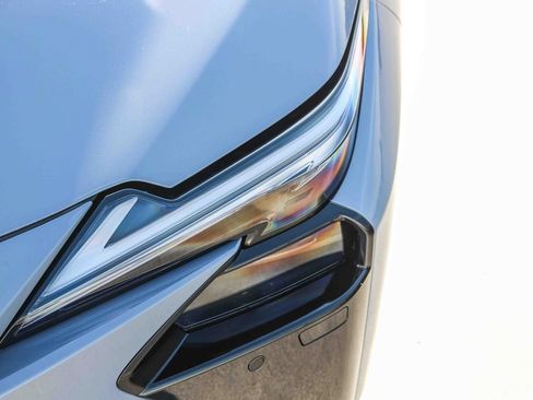 New 2026 Lexus ES 350e FWD image 8