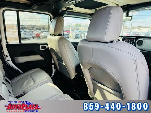 Used 2022 Jeep Gladiator Overland image 50