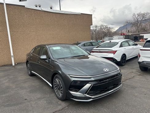 New 2026 Hyundai Sonata SEL image 3