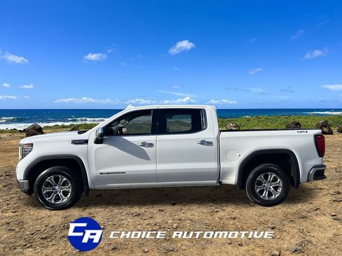 Used 2024 GMC Sierra 1500 SLT image 3