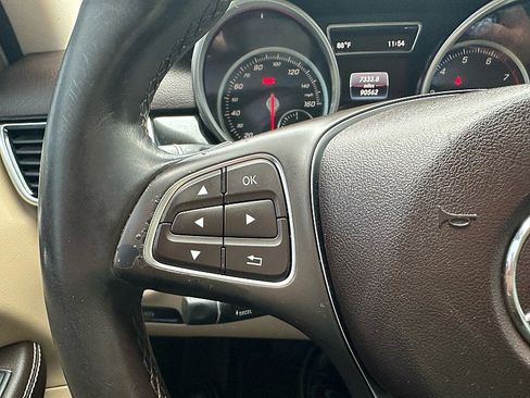 Used 2018 Mercedes-Benz GLE 350 w/ Premium 1 Package image 16