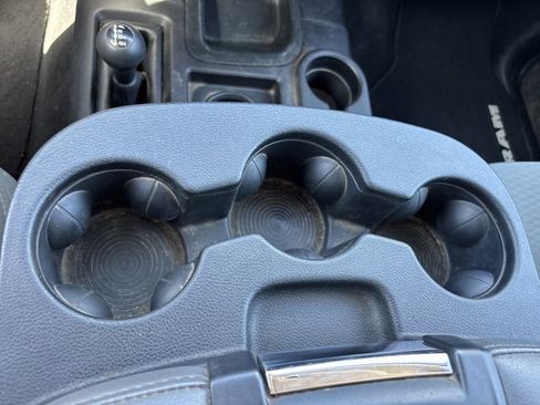 Used 2018 RAM 3500 Tradesman w/ Chrome Appearance Group image 26